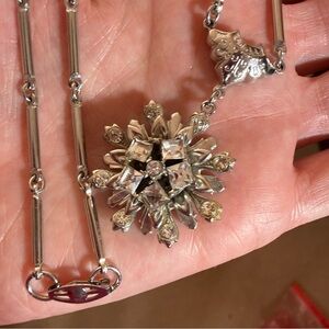 Art deco clear foil back crystal snowflake flower silver bar chain necklace